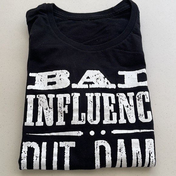 Women’s Black T shirt Black Roses small - Picture 1 of 5